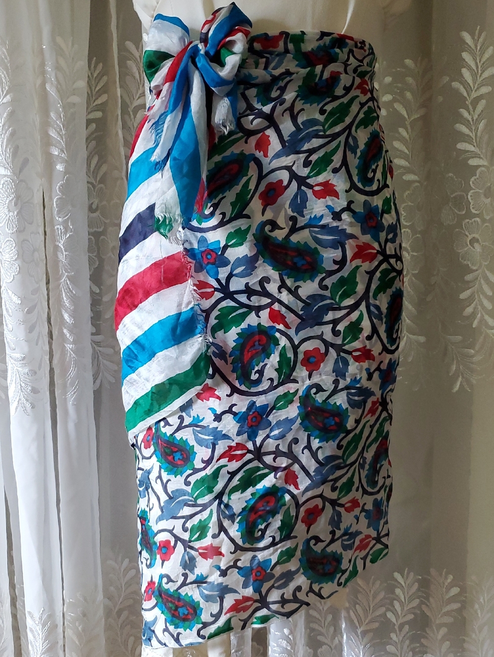 100% Silk Scarf Wrap Skirt COLORFUL PAISLEY FLORAL Beach Sarong Large 74 X 29"